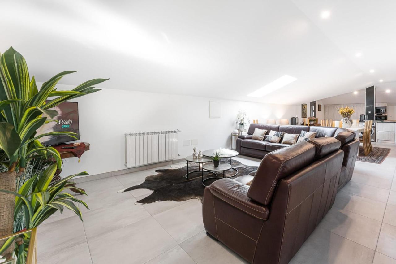 Отель Guestready - Crestuma Bright Экстерьер фото