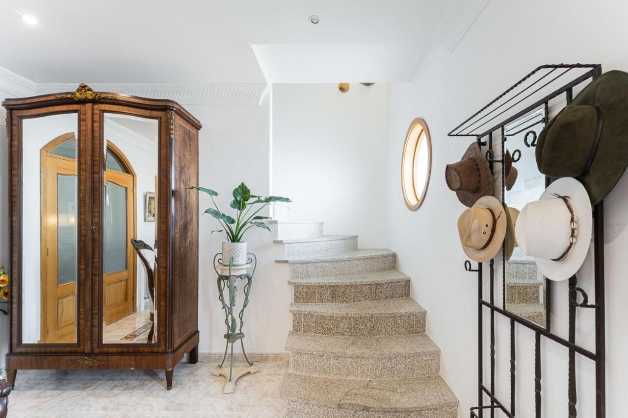 Отель Guestready - Crestuma Bright Экстерьер фото