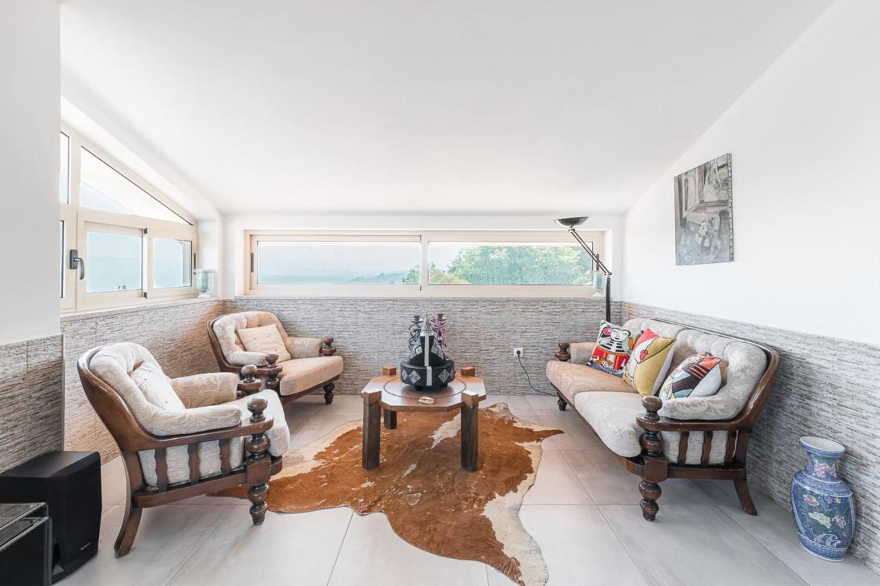 Отель Guestready - Crestuma Bright Экстерьер фото